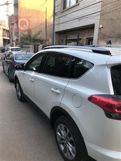 تۆیۆتا ڕاڤ 4